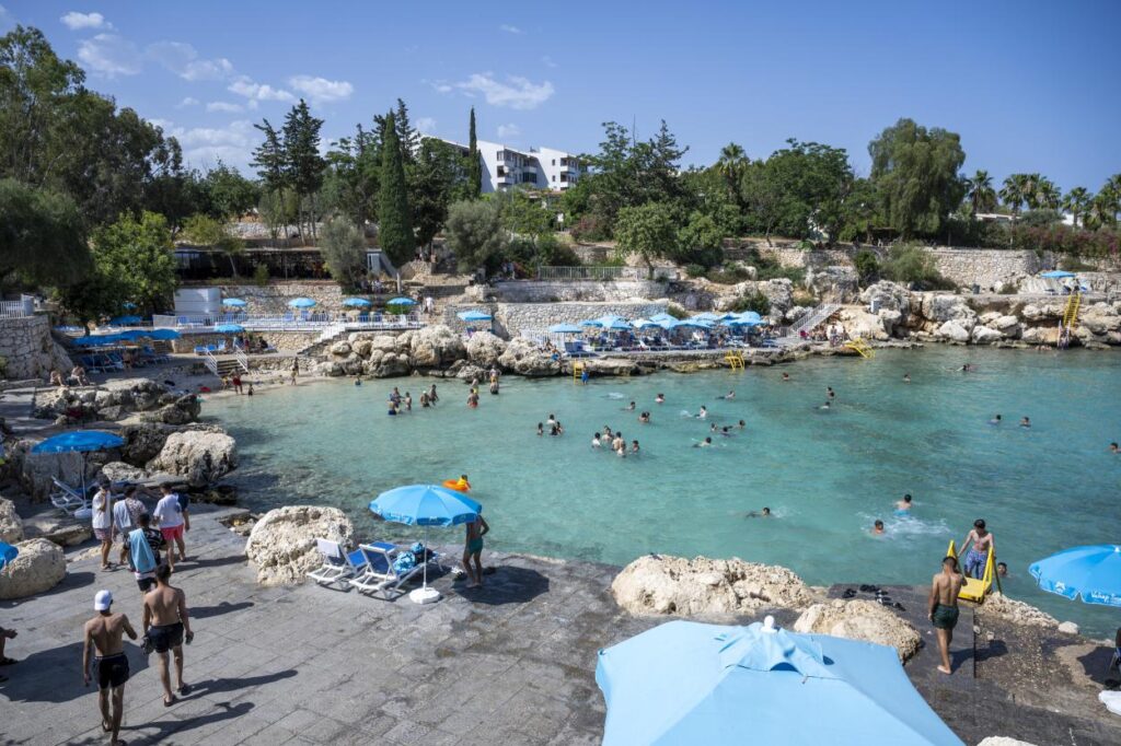 buyuksehirin-halk-plajlari-yaza-hazir-1jpg-44707020250604091340