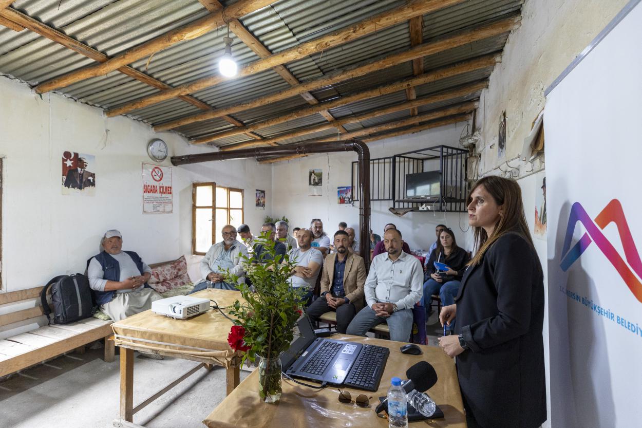 mersinli-ureticiler-buyuksehirle-bilincleniyor-2jpg-45405820250530091856